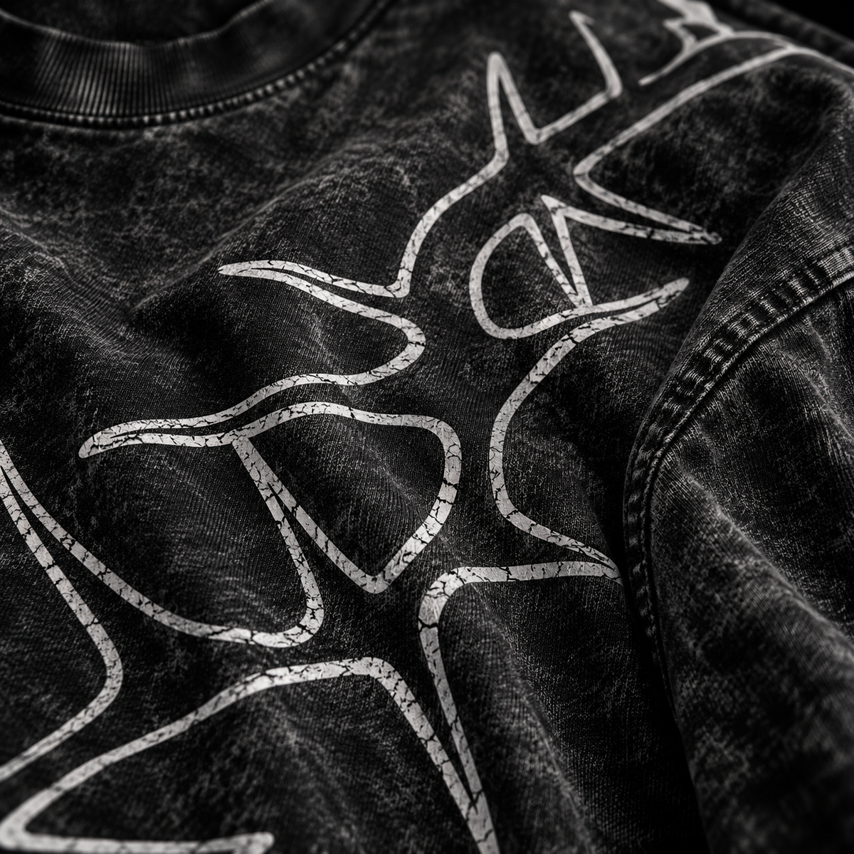Dapper Thorn Acid Wash Oversized Tee – Black