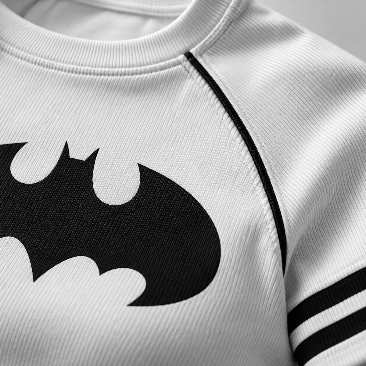 Women’s Raglan Ribbed Batman T-Shirt